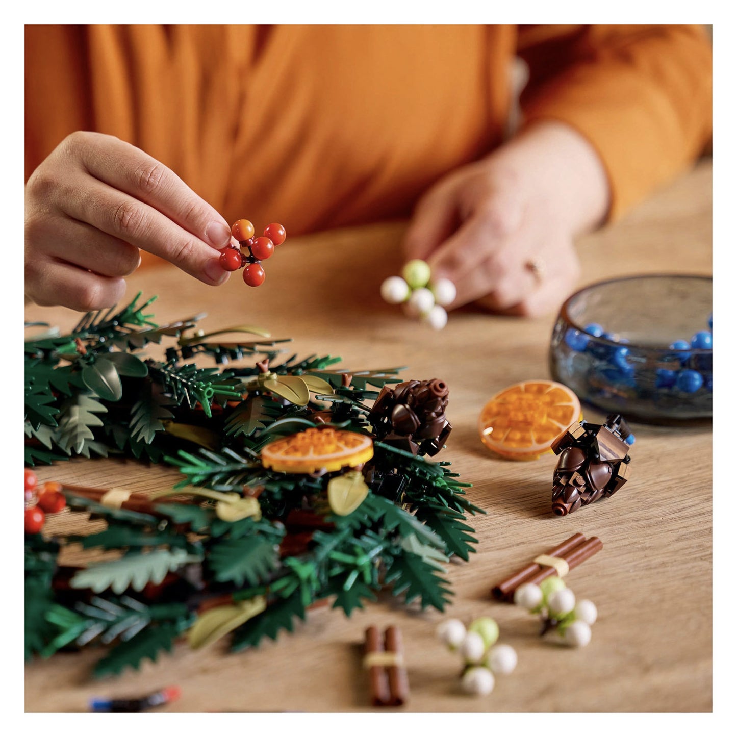 10340 LEGO Icons Wreath