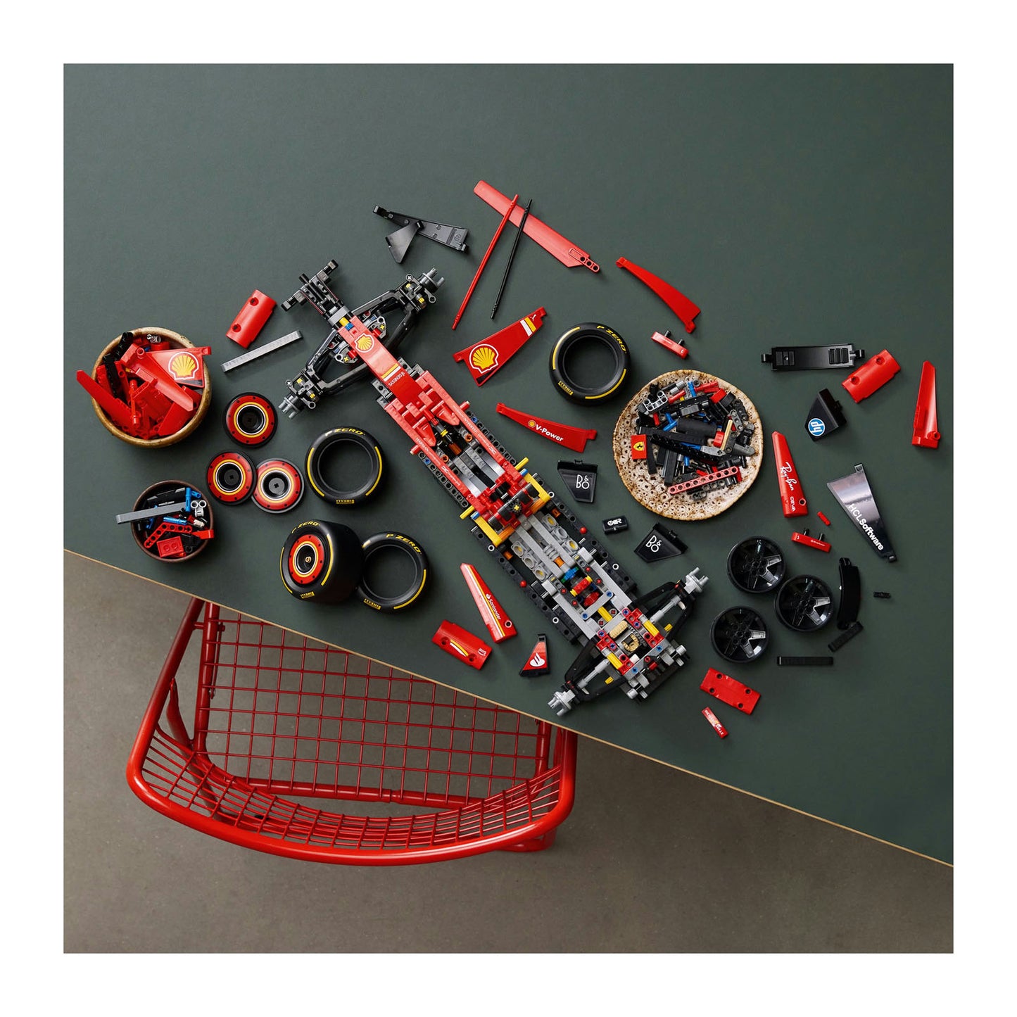 42207 LEGO Technic Ferrari SF-24 F1