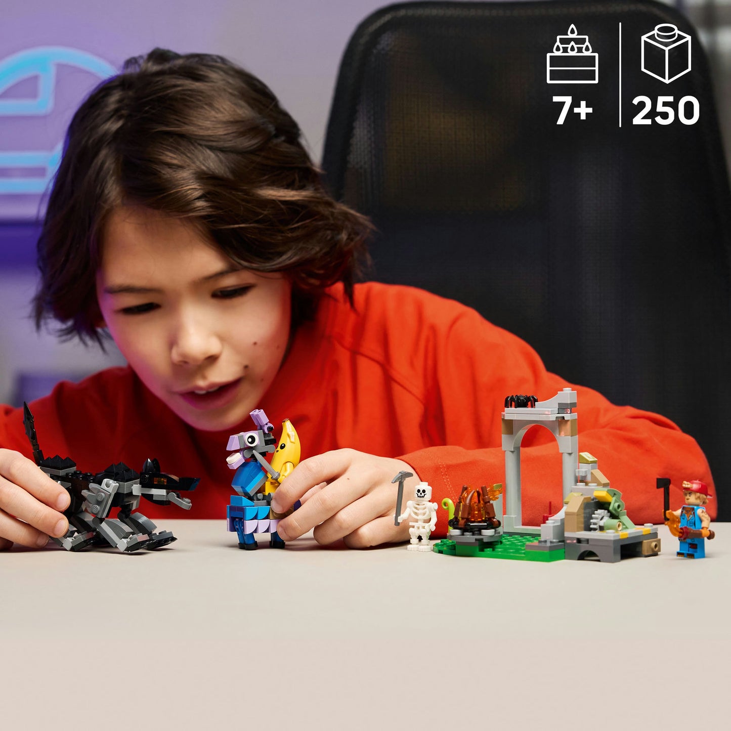 77075 LEGO Fortnite Peely & Sparkplug's Camp