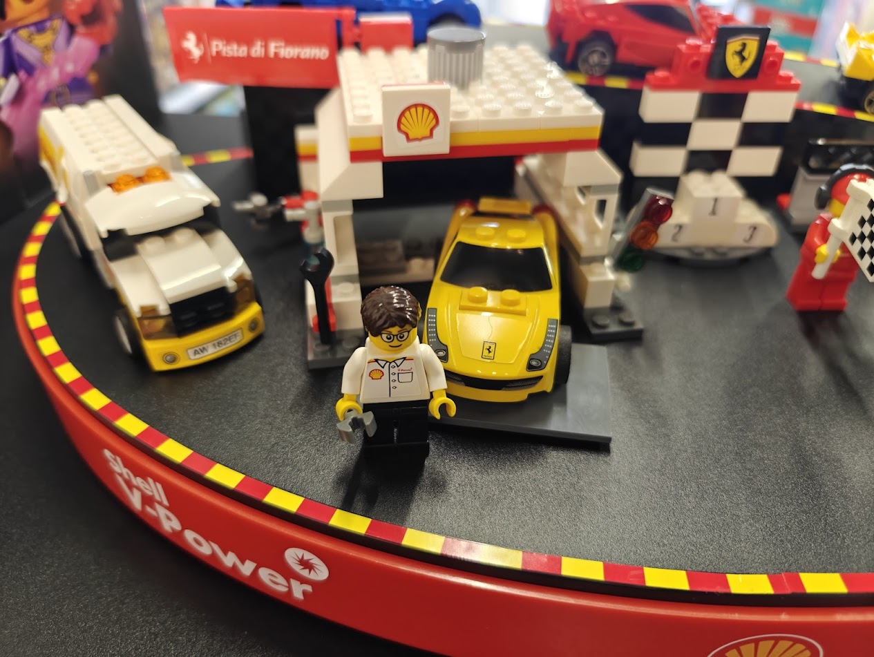LEGO Shell Exclusive series 2 (2014)- Complete Set