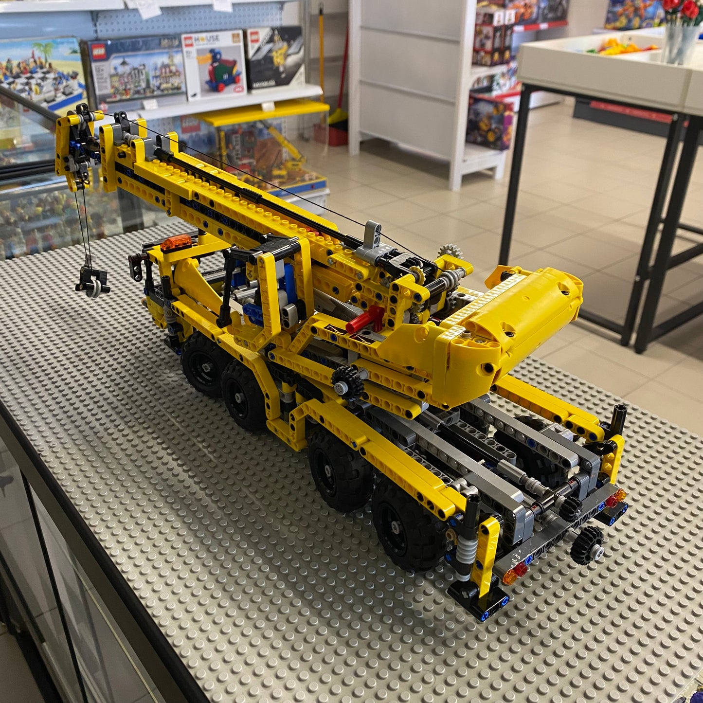 LEGO 8053 Technic Mobile Crane