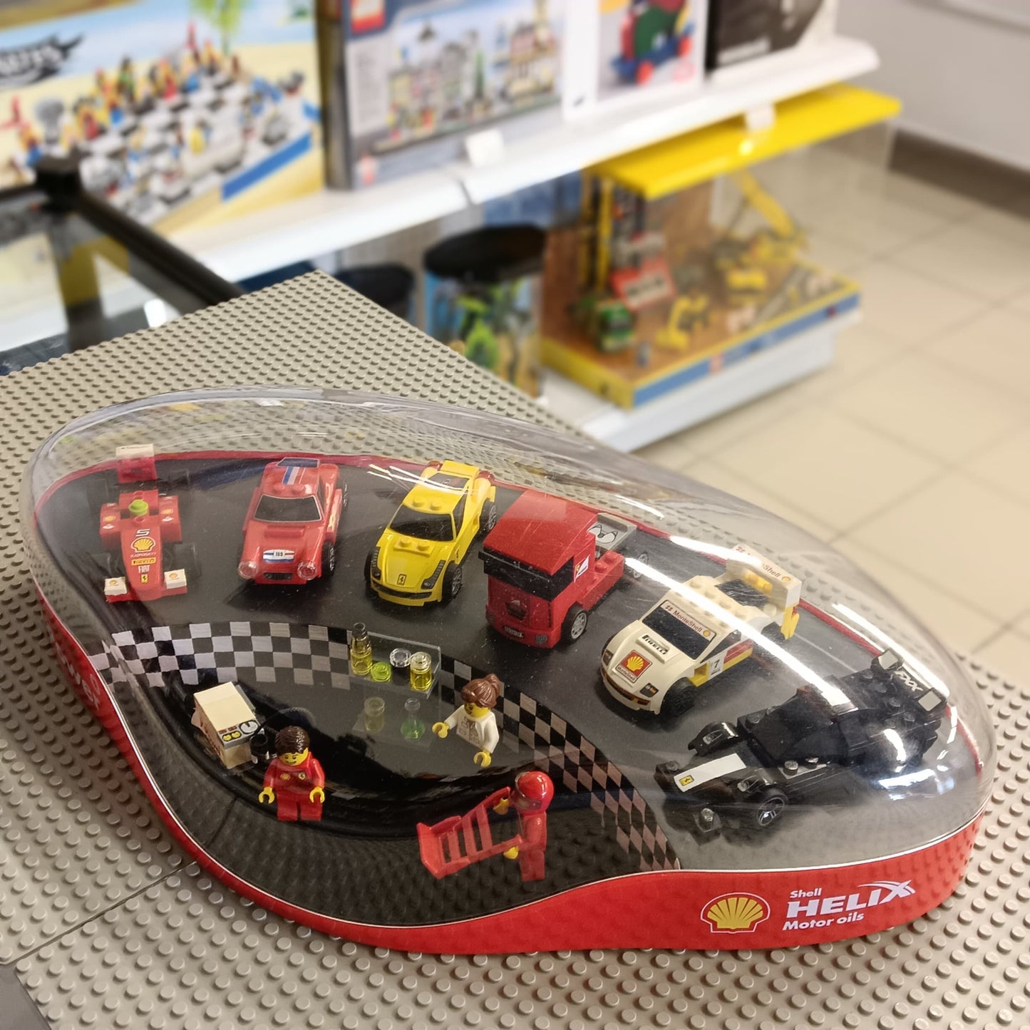 LEGO Shell Series 2