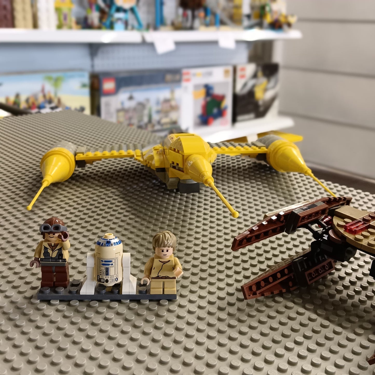LEGO 7660 Naboo N-1 Starfighter and Vulture Droid