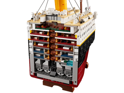 10294 LEGO ICONS Titanic