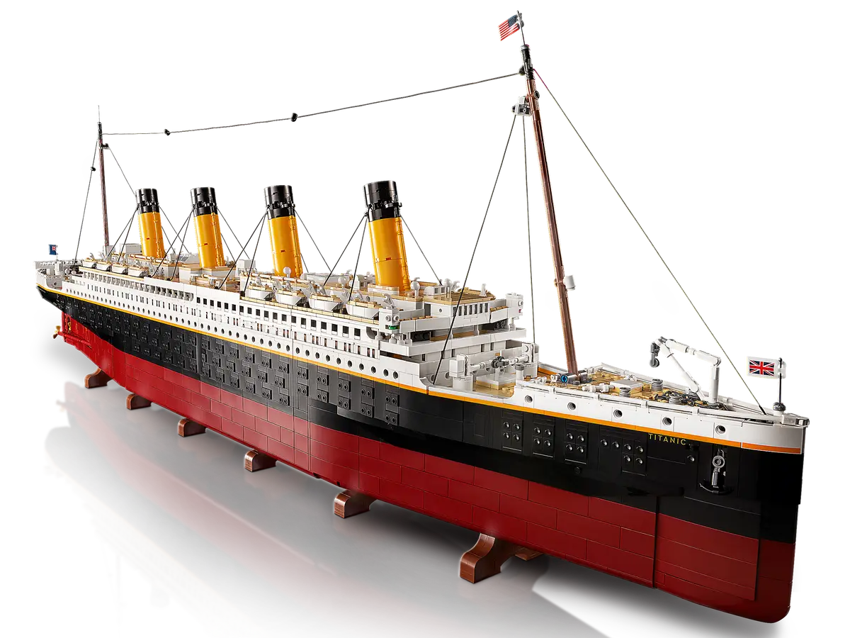 10294 LEGO ICONS Titanic