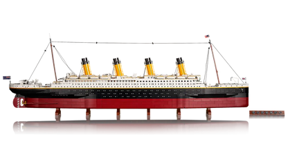 10294 LEGO ICONS Titanic