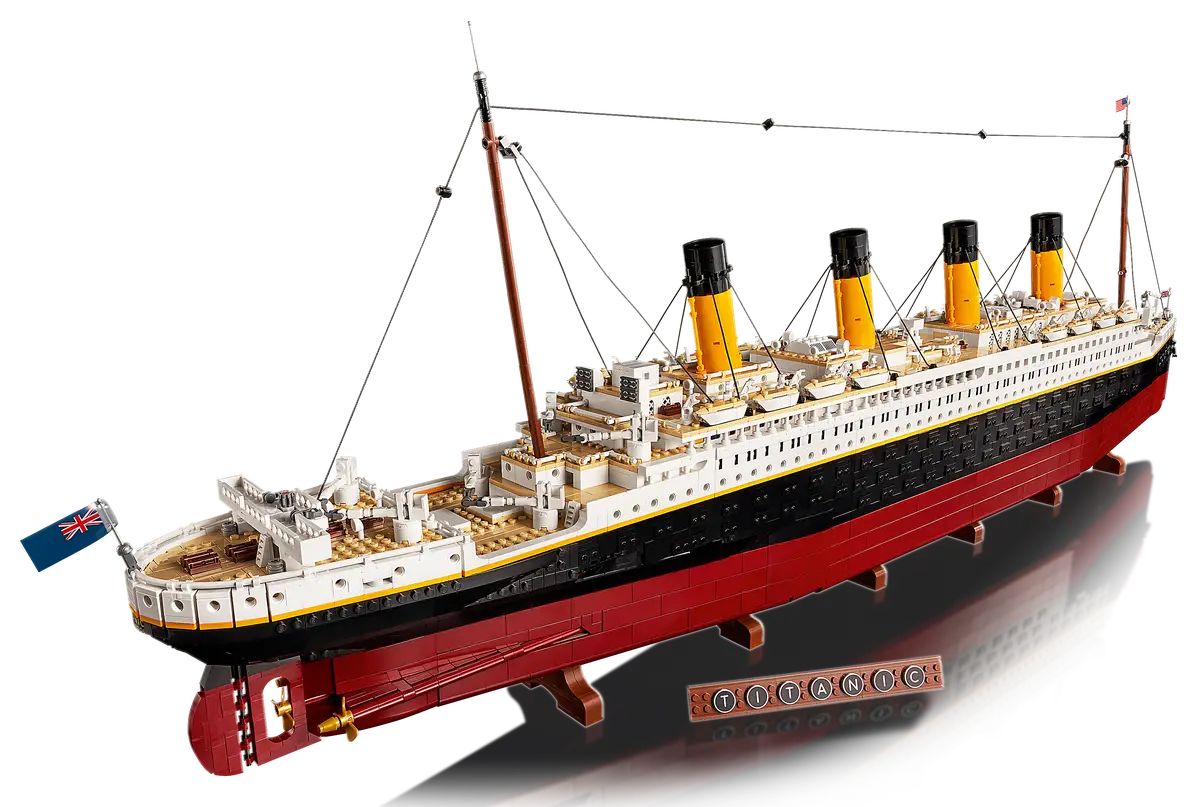 10294 LEGO ICONS Titanic