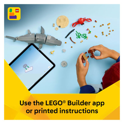 31381 LEGO Creator Fierce Shark with a Treasure Chest