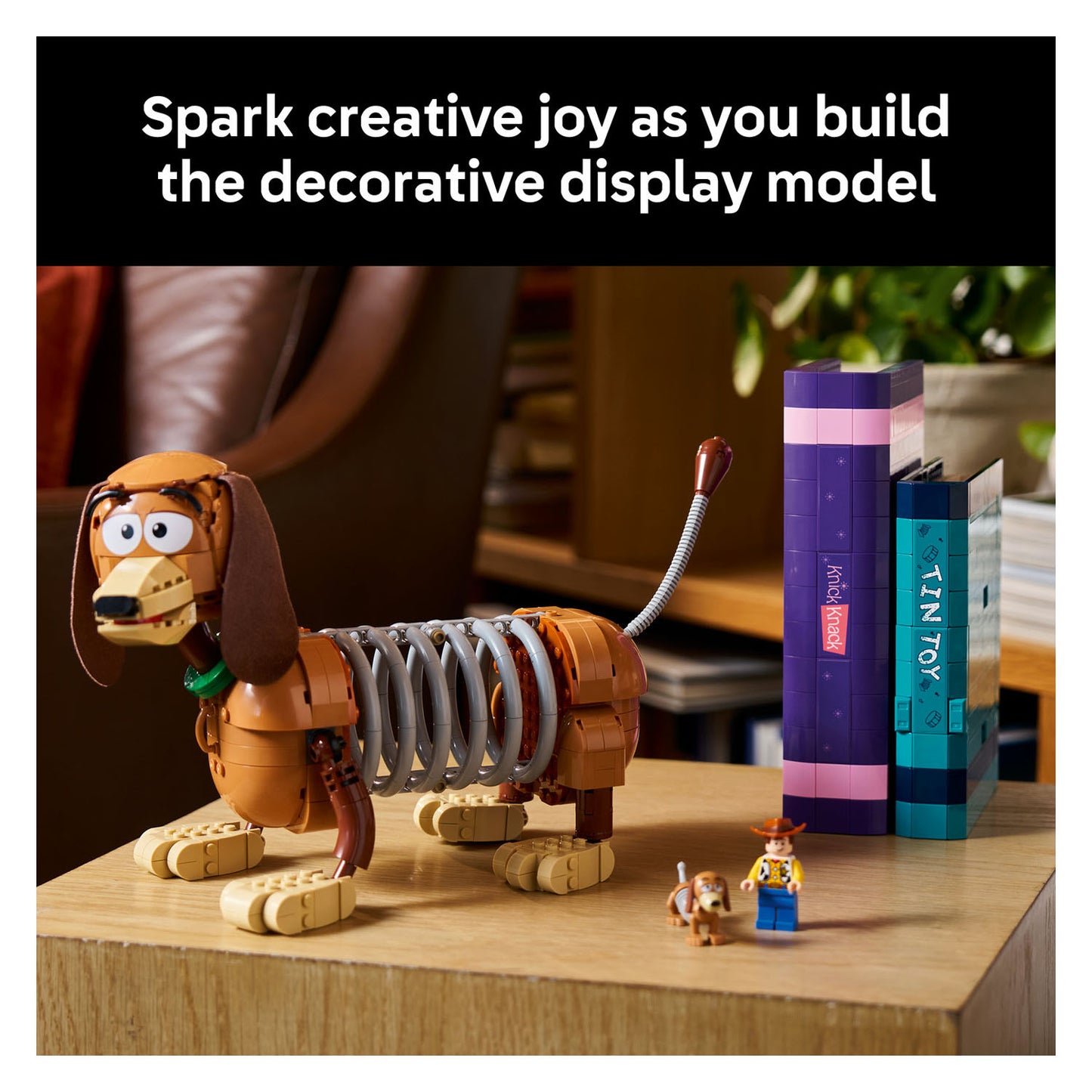 43301 Toy Story Slinky Dog Bookends