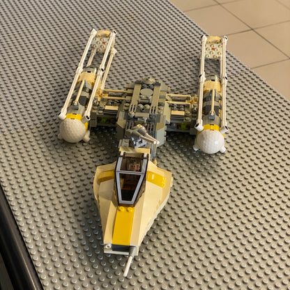 LEGO 7658 Y-wing Fighter