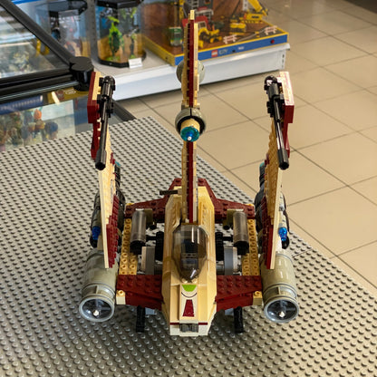 LEGO 7674 V-19 Torrent