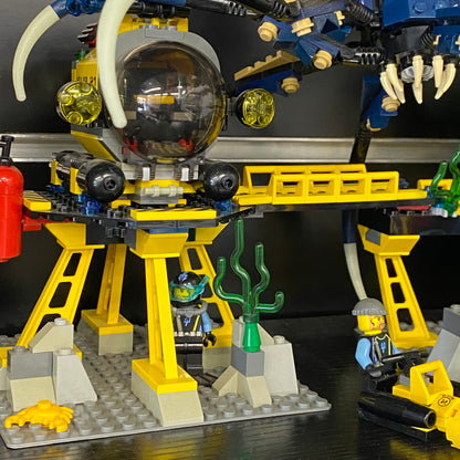 LEGO 7775 Aquabase Invasion