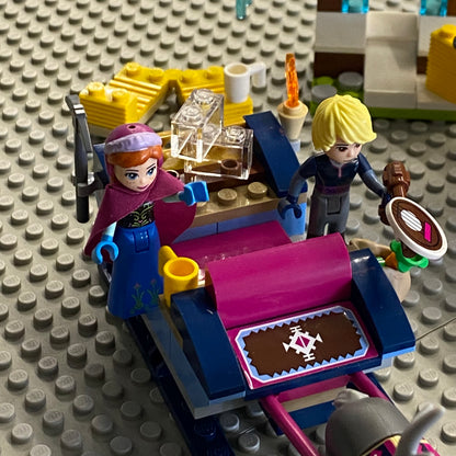 LEGO 41066 Anna & Kristoff's Sleigh Adventure