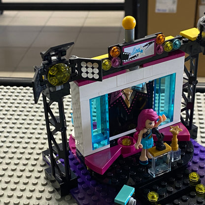 LEGO 41117 Pop Star TV Studio