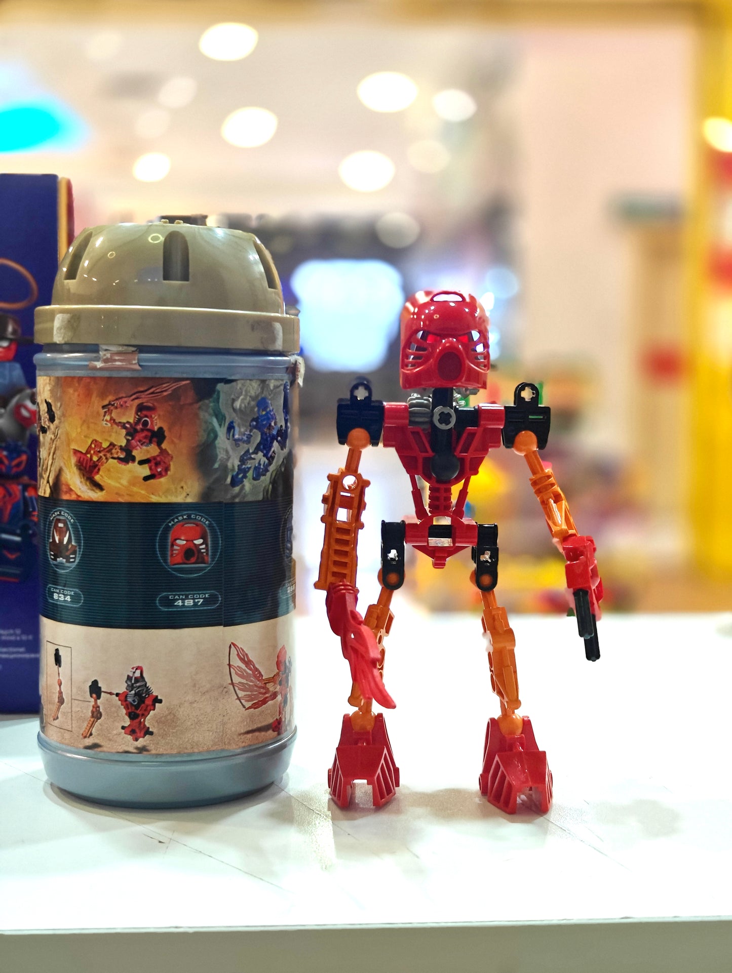 8534 LEGO Bionicle Tahu (Year 2001)