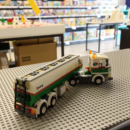 LEGO 3180 Tank Truck