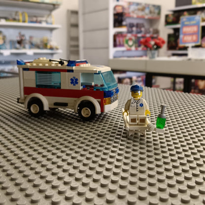 LEGO 7890 Ambulance