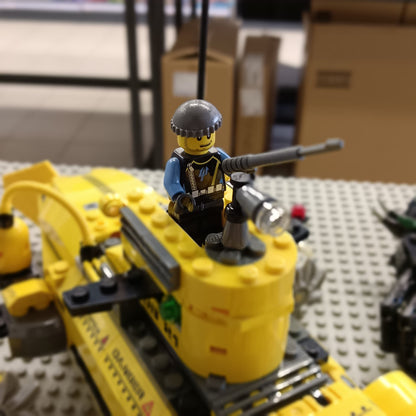 LEGO 7774 Crab Crusher